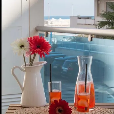 Nilu In Citta - Nuovo Con Vista Mare